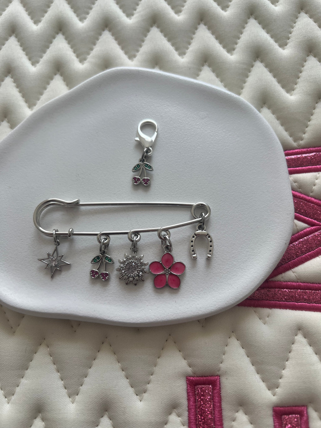 🍒✨ Cherry Chic Diamond (ARGENT)